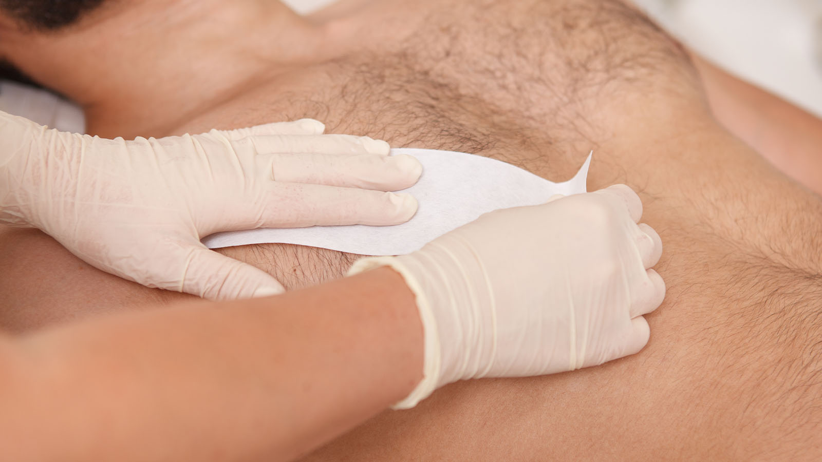 Depilaci&oacute;n con cera para hombres en Men's Bodyland