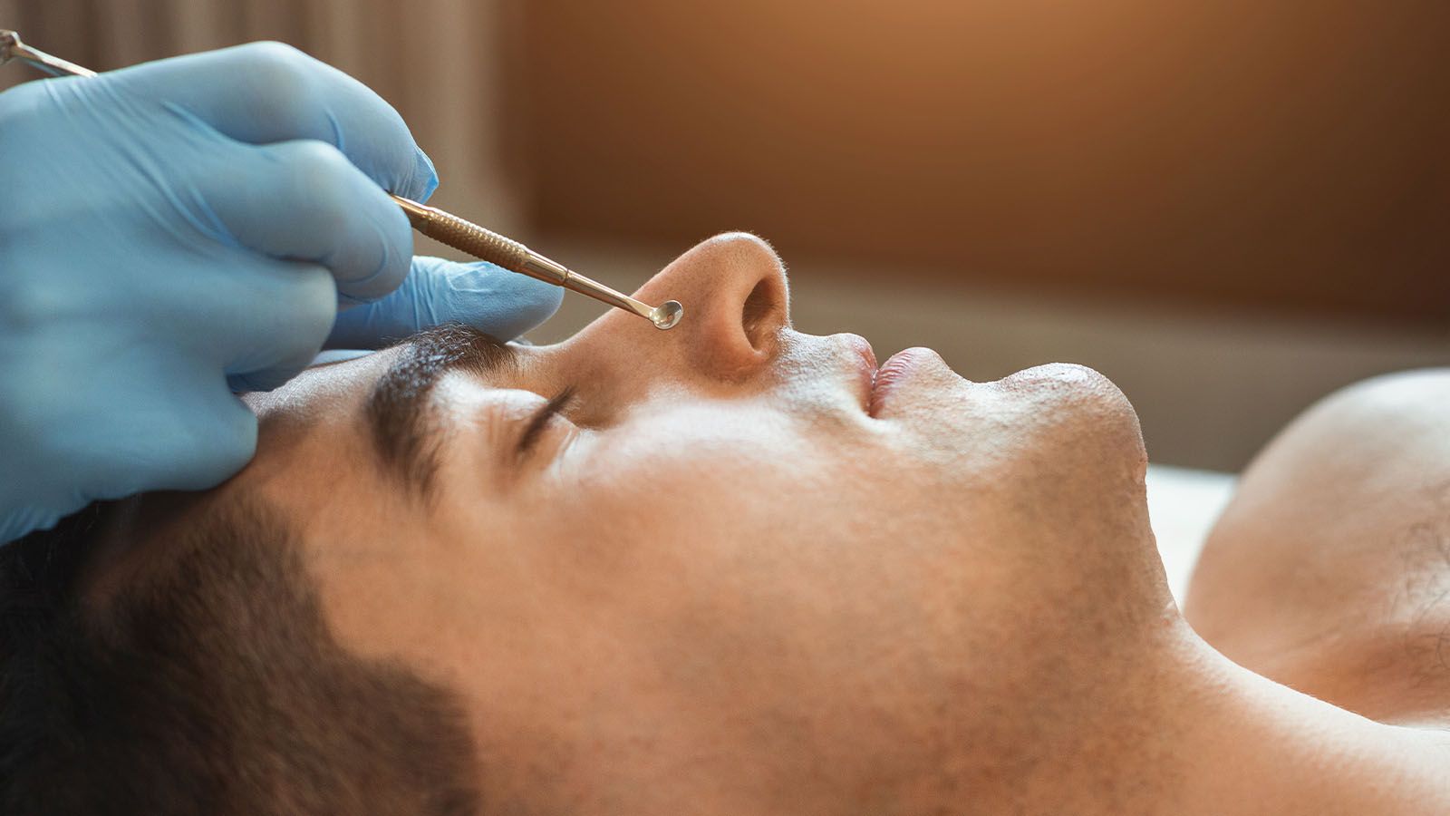 Skin Cleansing Facial para hombres en Men's Bodyland Rotterdam